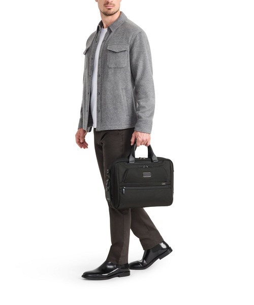 TUMI ALPHA（アルファ） ミディアム・15インチ・ブリーフケース（A4