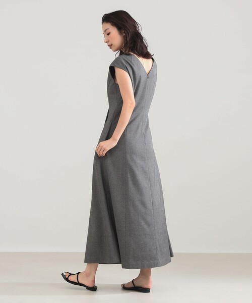 Demi-Luxe BEAMS(デミルクス ビームス)の「【8/6値下げ】AK+1 / Vネック フレア ノースリーブ ワンピ―ス(ワンピース・レディース・ブラウン系その他4/ブラック・38/36)」の8枚目の写真