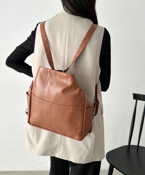 LOVALOT(ラバロット)の「【3WAY】ソフトフェイクレザーショルダーバッグ リュック A5(ショルダーバッグ・レディース・ブラック/ホワイト/ブラウン・F)」の17枚目の写真