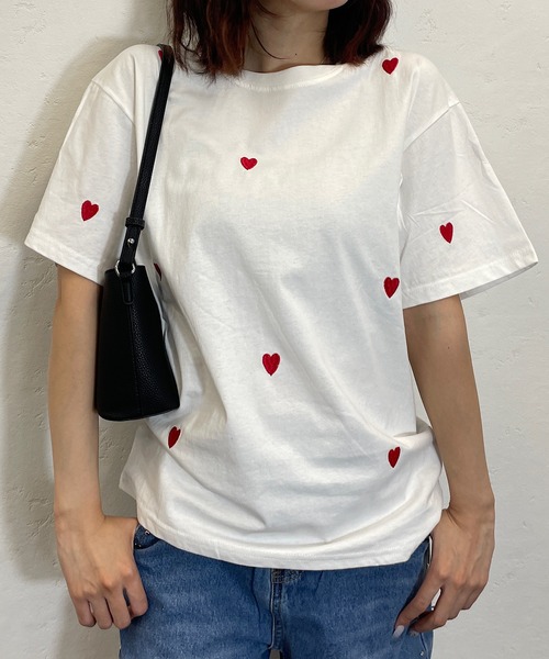 ROGER AND RAW(ロジャーアンドロウ)の「ハート刺繍クルーTシャツ(Tシャツ/カットソー・レディース・ブラック/グレー/ホワイト・FREE)」の8枚目の写真