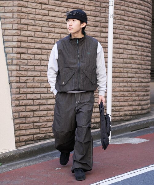 Franklin Climbing（フランクリンクライミング）の「【Franklin Climbing】ユニセックス/アルパインユーティリティベスト（ベスト・レディース・チャコールグレー/グレー/ネイビー・LARGE/MEDIUM）」の14枚目の写真