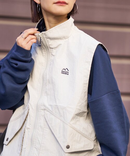 Franklin Climbing（フランクリンクライミング）の「【Franklin Climbing】ユニセックス/アルパインユーティリティベスト（ベスト・レディース・チャコールグレー/グレー/ネイビー・LARGE/MEDIUM）」の18枚目の写真