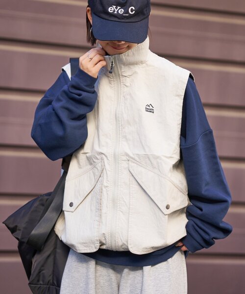 Franklin Climbing（フランクリンクライミング）の「【Franklin Climbing】ユニセックス/アルパインユーティリティベスト（ベスト・レディース・チャコールグレー/グレー/ネイビー・LARGE/MEDIUM）」の20枚目の写真