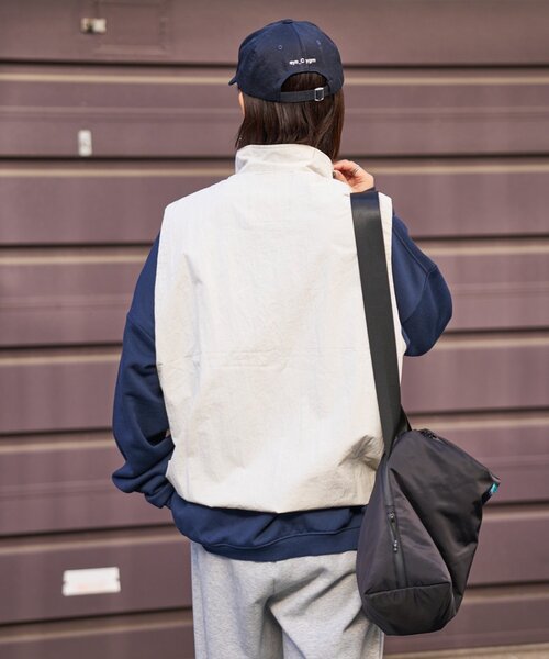 Franklin Climbing（フランクリンクライミング）の「【Franklin Climbing】ユニセックス/アルパインユーティリティベスト（ベスト・レディース・チャコールグレー/グレー/ネイビー・LARGE/MEDIUM）」の22枚目の写真