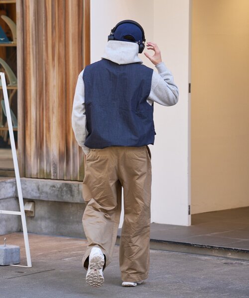 Franklin Climbing(フランクリンクライミング)の「【Franklin Climbing】ユニセックス/ナイロンベスト/アルパインユーティリティベスト(ベスト・レディース・チャコールグレー/グレー/ネイビー・LARGE/MEDIUM)」の4枚目の写真