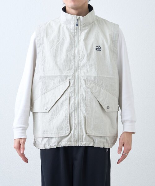 Franklin Climbing(フランクリンクライミング)の「【Franklin Climbing】ユニセックス/ナイロンベスト/アルパインユーティリティベスト(ベスト・レディース・チャコールグレー/グレー/ネイビー・LARGE/MEDIUM)」の7枚目の写真