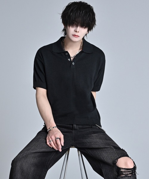 ADRER（アドラー）の「Compact Short Sleeve Knit Polo / コンパクト ショートスリーブ ニット ポロ（ポロシャツ・メンズ・チャコールグレー/ブラック/ブラウン・L/M/S/XS）」の9枚目の写真