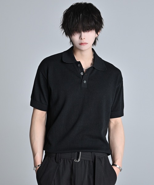 ADRER（アドラー）の「Compact Short Sleeve Knit Polo / コンパクト ショートスリーブ ニット ポロ（ポロシャツ・メンズ・チャコールグレー/ブラック/ブラウン・L/M/S/XS）」の5枚目の写真