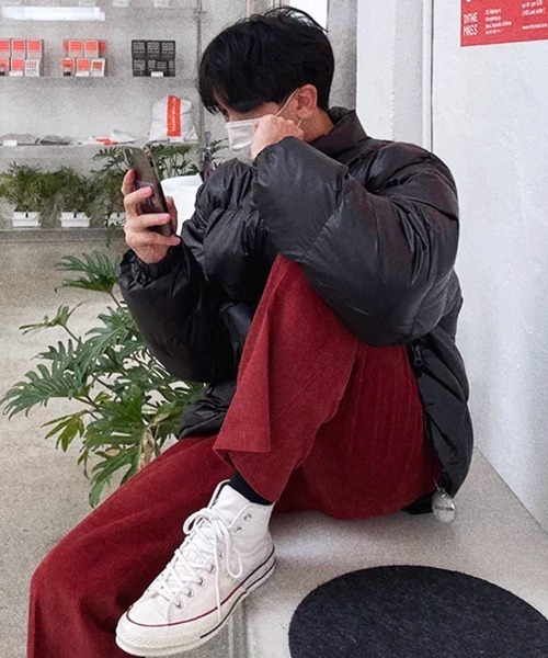 NOWLE（ノウル）の「【NOWLE】ルーズシルエット コーデュロイ センタープレス トラウザーズ / スラックス（スラックス・メンズ・ワインレッド・X-LARGE/LARGE/MEDIUM）」の2枚目の写真