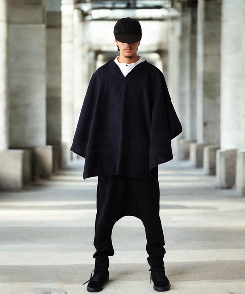 antiqua（アンティカ）の「ARROW PONCHO アロー ポンチョ（ポンチョ・レディース・カーキ/ブラック・ONESIZE）」の3枚目の写真