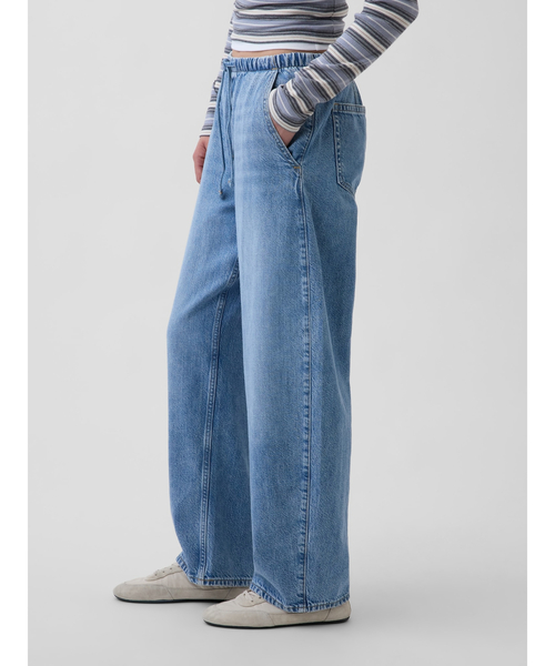 GAP(ギャップ)の「ハイライズ ウルトラソフト イージーウエスト バレルデニム(デニムパンツ・レディース・ライトインディゴブルー・XS/S/XXS/L/M)」の4枚目の写真