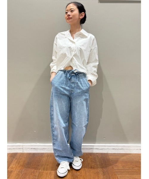 GAP（ギャップ）の「ハイライズ ウルトラソフト イージーウエスト バレルデニム（デニムパンツ・レディース・ライトインディゴブルー・XS/S/XXS/L/M）」の9枚目の写真