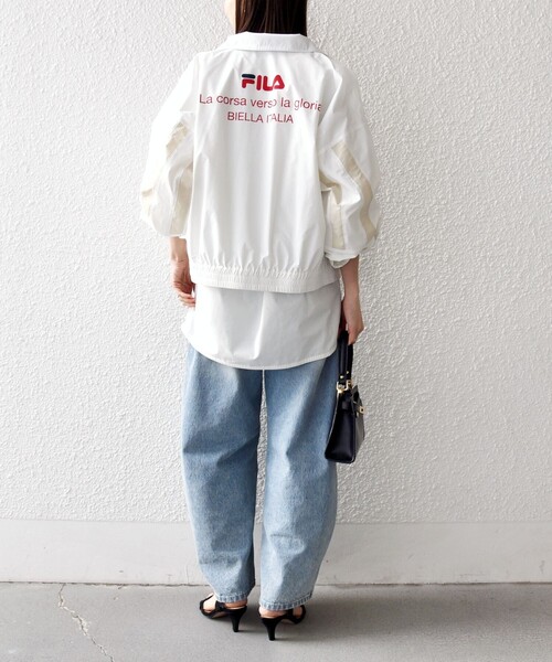 FILA(フィラ)の「【SHIPS any別注】FILA:〈洗濯機可能〉スタンドカラー ジップ ライン ブルゾン(ブルゾン・レディース・ネイビー/ホワイト・ONE SIZE)」の4枚目の写真