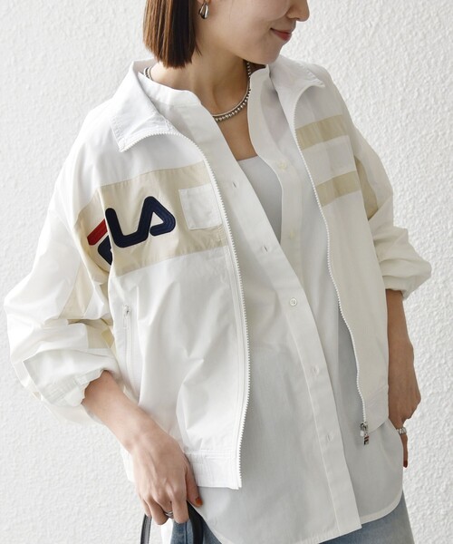 FILA(フィラ)の「【SHIPS any別注】FILA:〈洗濯機可能〉スタンドカラー ジップ ライン ブルゾン(ブルゾン・レディース・ネイビー/ホワイト・ONE SIZE)」の10枚目の写真