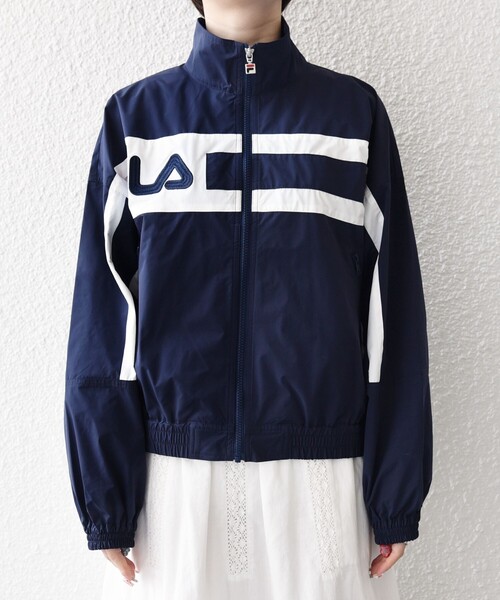 FILA(フィラ)の「【SHIPS any別注】FILA:〈洗濯機可能〉スタンドカラー ジップ ライン ブルゾン(ブルゾン・レディース・ネイビー/ホワイト・ONE SIZE)」の19枚目の写真