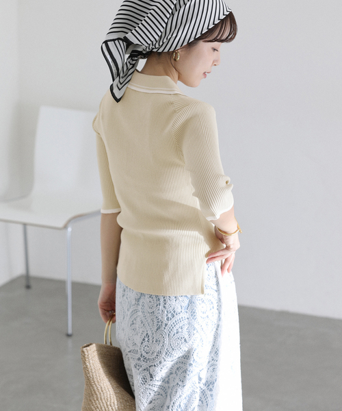 La TOTALITE（ラトータリテ）の「【洗える】バイカラーポロ襟ニット（ニット/セーター・レディース・ホワイト/ネイビー/レモンイエロー・FREE）」の5枚目の写真