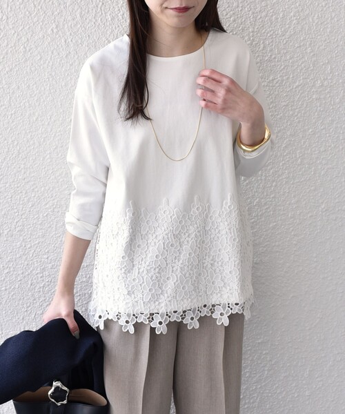 SHIPS Colors(シップス カラーズ)の「【WEB限定】SHIPS Colors:ポンチ レース コンビ トップス(無地)◆(Tシャツ/カットソー・レディース・オフホワイト/ブラック・ONE SIZE)」の18枚目の写真