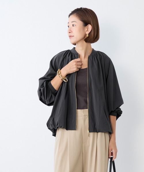 MICA&DEAL（マイカ＆ディール）の「ヘムバルーンナイロンブルゾン（ブルゾン・レディース・カーキ/チャコールグレー/ベージュ・FREE）」の17枚目の写真