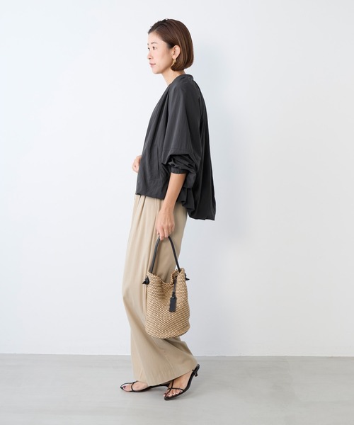 MICA&DEAL（マイカ＆ディール）の「ヘムバルーンナイロンブルゾン（ブルゾン・レディース・カーキ/チャコールグレー/ベージュ・FREE）」の21枚目の写真