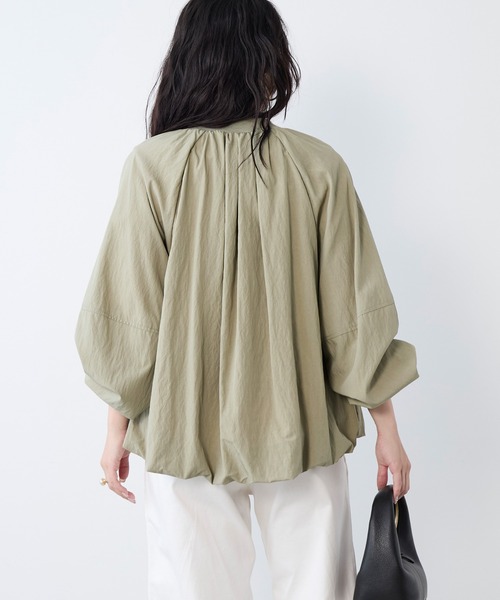 MICA&DEAL（マイカ＆ディール）の「ヘムバルーンナイロンブルゾン（ブルゾン・レディース・カーキ/チャコールグレー/ベージュ・FREE）」の13枚目の写真