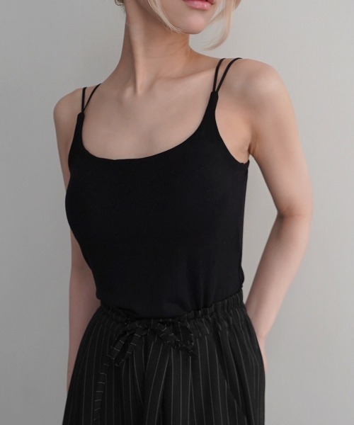 Rashik(ラシク)の「【Rashik】ダブルストラップカップ付きキャミ(キャミソール・レディース・ブラック/ベージュ/ホワイト・FREE)」の1枚目の写真