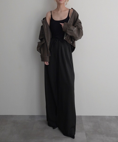 Rashik(ラシク)の「【Rashik】ダブルストラップカップ付きキャミ(キャミソール・レディース・ブラック/ベージュ/ホワイト・FREE)」の5枚目の写真