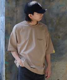 Mark Gonzales（マーク・ゴンザレス）の「【Mark Gonzales マーク ゴンザレス】アートワークデザイン アソート ワンポイントプリントTシャツ（Tシャツ/カットソー）」