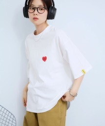 Mark Gonzales（マーク・ゴンザレス）の「【Mark Gonzales マーク ゴンザレス】アートワークデザイン アソート ワンポイントプリントTシャツ（Tシャツ/カットソー）」