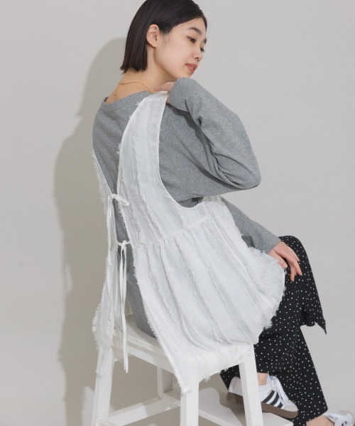 OMNES（オムネス）の「フリンジ前後２wayペプラムリボン付ベスト（ベスト・レディース・ブラウン/ホワイト/ブルー/ブラック・FREE）」の9枚目の写真