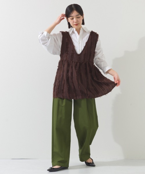 OMNES（オムネス）の「フリンジ前後２wayペプラムリボン付ベスト（ベスト・レディース・ブラウン/ホワイト/ブルー/ブラック・FREE）」の18枚目の写真