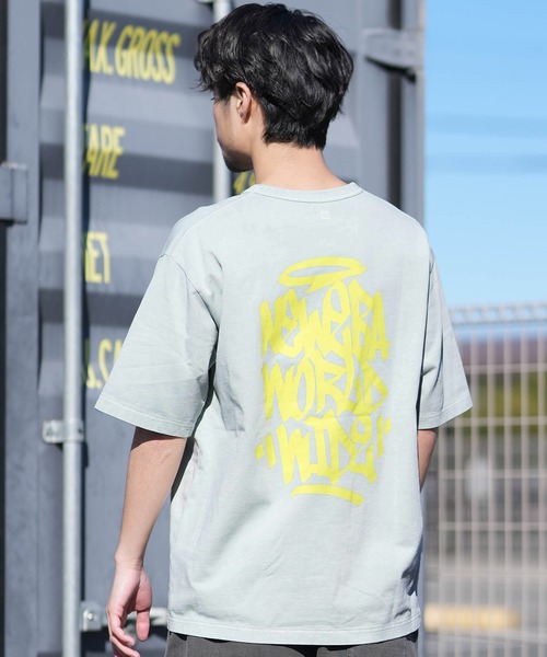 NEW ERA(ニューエラ)の「NEW ERA/ニューエラ 半袖 Tシャツ バックプリント ガーメントダイ Tagging(Tシャツ/カットソー・メンズ・グレー/チャコール/ブラウン・M/XXL/L/XL)」の1枚目の写真
