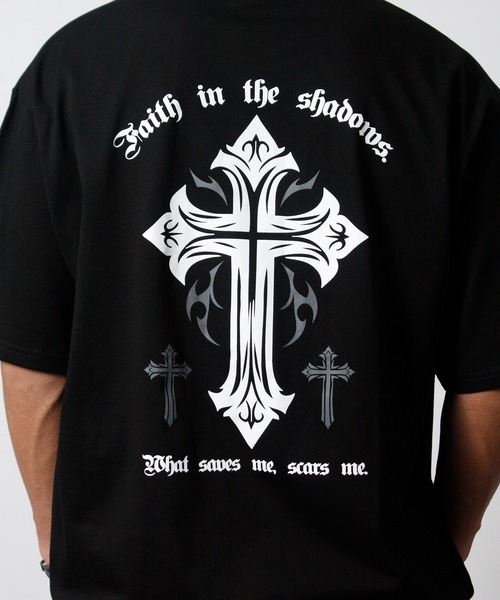 NYLAUS(ナイラス)の「【NYS】オーバーサイズ クロス 半袖Tシャツ ロゴTシャツ(Tシャツ/カットソー・メンズ・ブラック系その他/ブラック/ホワイト・L/M)」の12枚目の写真