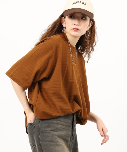 MN+LA（エムエヌエルエー）の「MN+LA STRIPED PIQUE MOCKNECK TEE ストライプモックネック半袖Tシャツ（Tシャツ/カットソー・メンズ・テラコッタ/ウッド・2XL/XL/M/L）」の10枚目の写真