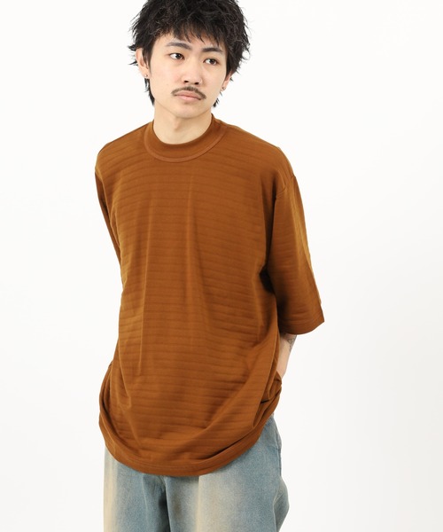 MN+LA（エムエヌエルエー）の「MN+LA STRIPED PIQUE MOCKNECK TEE ストライプモックネック半袖Tシャツ（Tシャツ/カットソー・メンズ・テラコッタ/ウッド・2XL/XL/M/L）」の21枚目の写真