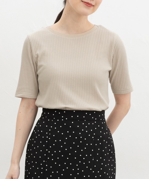 Honeys（ハニーズ）の「【ＵＶカット】半袖ボートネックＴシャツ（Tシャツ/カットソー・レディース・ネイビー/ベージュ/モカ/ブラック/ブルーグリーン/オフホワイト・L/LL/S/M）」の5枚目の写真