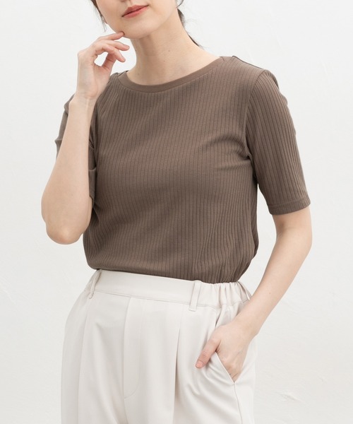 Honeys（ハニーズ）の「【ＵＶカット】半袖ボートネックＴシャツ（Tシャツ/カットソー・レディース・ネイビー/ベージュ/モカ/ブラック/ブルーグリーン/オフホワイト・L/LL/S/M）」の21枚目の写真