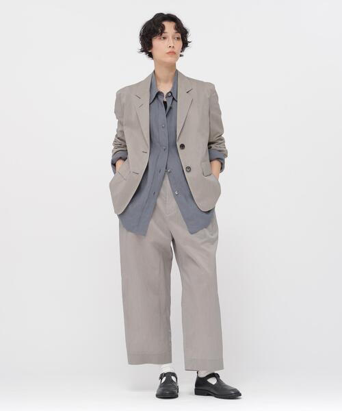 MARGARET HOWELL(マーガレットハウエル)の「FINE STRIPE COTTON SILK JACKET(テーラードジャケット・レディース・ブラック系その他/グレー系その他3・1)」の12枚目の写真