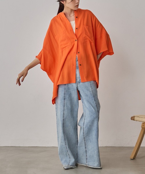hunch(ハンチ)の「【接触冷感】麻レーヨン ドルマンオーバーシャツ(シャツ/ブラウス・レディース・オレンジ/カーキ/ブラック/アイボリー/ブラウン・FREE)」の14枚目の写真