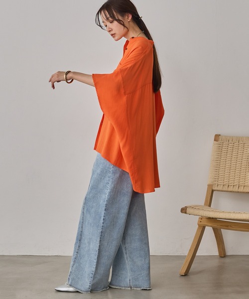 hunch(ハンチ)の「【接触冷感】麻レーヨン ドルマンオーバーシャツ(シャツ/ブラウス・レディース・オレンジ/カーキ/ブラック/アイボリー/ブラウン・FREE)」の15枚目の写真