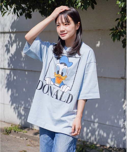 ATELANE(アテレーン)の「DISNEY / ディズニー / ミッキーマウス /アソート/ リラックスフィット プリント クルーネックTシャツ(Tシャツ/カットソー・メンズ・カーキ/ホワイト系その他2/ブラック系その他/サックスブルー/ブラック/チャコールグレー/ブラック系その他3/ホワイト系その他4/ベージュ/イエロー/ホワイト/ホワイト系その他/ライトグリーン/ピンク/ブラック系その他4/ホワイト系その他3/ブラック系その他2/ホワイト系その他5・MEDIUM/LARGE)」の16枚目の写真