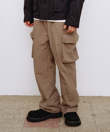 UTILITY NYLON RIPSTOP SEMI-WIDE PANTS - BEIGE