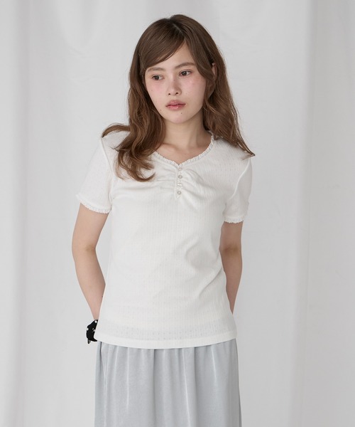 Unblend(アンブレンド)の「【Unblend】配色レース ヘンリーネック半袖Tシャツ(Tシャツ/カットソー・レディース・ブラック/ライトブルー/ピンク/杢グレー/オフホワイト・FREE)」の14枚目の写真