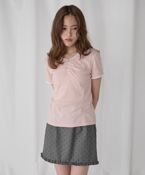 Unblend（アンブレンド）の「【Unblend】配色レース ヘンリーネック半袖Tシャツ（Tシャツ/カットソー・レディース・ブラック/ライトブルー/ピンク/杢グレー/オフホワイト・FREE）」の12枚目の写真