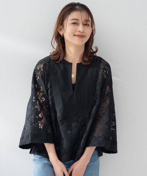 UNTITLED（アンタイトル）の「【Munich】ドッキングブラウス（シャツ/ブラウス・レディース・ホワイト/ブラック・02）」の8枚目の写真