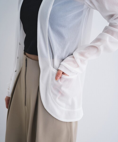 CODE A（コードエー）の「sheer jersey cardigan（カーディガン/ボレロ・レディース・チャコールグレー/ホワイト・00）」の14枚目の写真