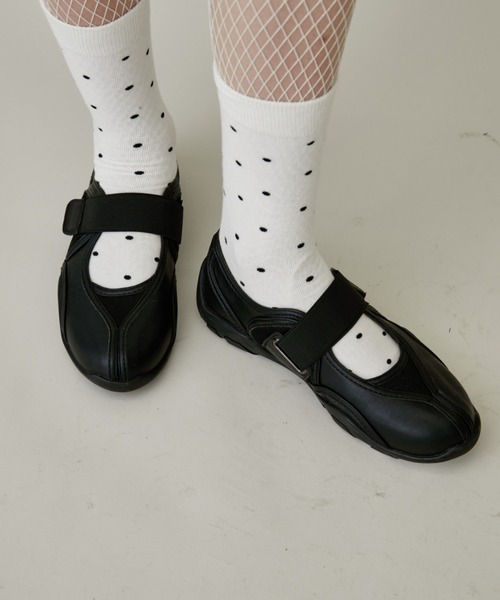 FUULLY STUDIO(フーリィーステューディオ)の「ベルクロバレエスニーカー(スニーカー・レディース・ブラック・SMALL/MEDIUM/LARGE)」の11枚目の写真