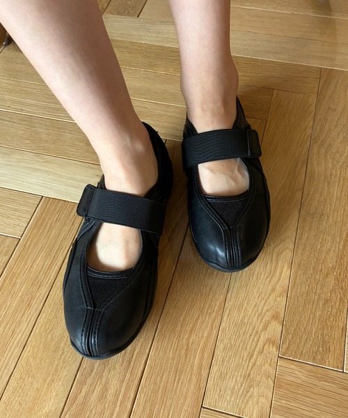 FUULLY STUDIO(フーリィーステューディオ)の「ベルクロバレエスニーカー(スニーカー・レディース・ブラック・SMALL/MEDIUM/LARGE)」の19枚目の写真