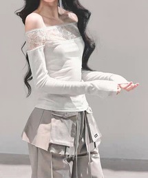 leune（ルネ）の「パット付きレース切替オフショルドットトップス（Tシャツ/カットソー）」