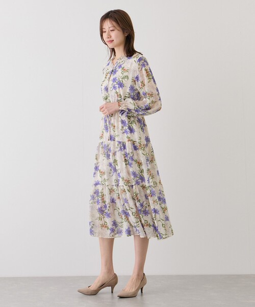 Jayro(ジャイロ)の「フリルネック花柄ワンピース(ワンピース・レディース・ホワイト系その他2・FREE)」の3枚目の写真