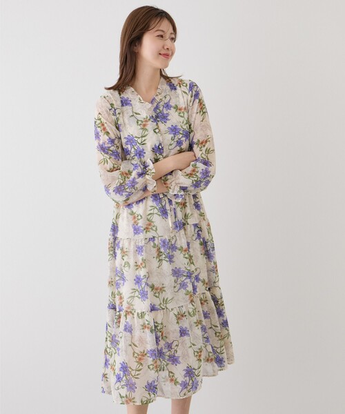 Jayro(ジャイロ)の「フリルネック花柄ワンピース(ワンピース・レディース・ホワイト系その他2・FREE)」の5枚目の写真